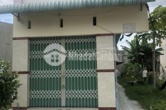 Bán gấp nhà trọ 300m2 ngay kcn đang thuê kính thu nhập 20tr tháng