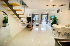 Nhà mới dọn vào ở ngay huỳnh ngọc huệ, thanh khê kv sầm uất gần mặt tiền.