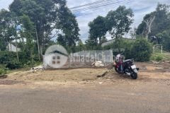 Bán gấp mặt tiền kinh doanh đường y wang 11.6m x 40m, xã eakao 2.350 tỷ