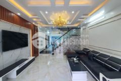 Nhà siêu đẹp cam lộ hùng vương hồng bàng ôtô đỗ