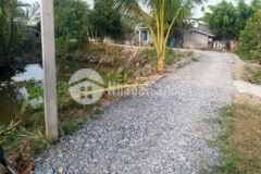 2 công đất vườn đường cặp rạch ba cao long tuyền