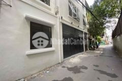 Nhà bán 100m2 mặt tiền 10m phố hoàng quốc việt