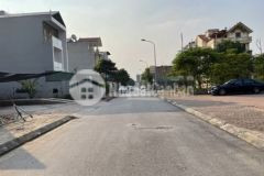 Bán lô đất 247m2 khu 31ha trâu quỳ view vườn hoa