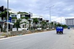 Bán mt liên phường rộng 30m 100m2 ngang 6m shr