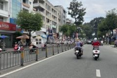 Bùi đình tuý p24 dt 4 x6m kc 3 lầu 3 pn 3 wc