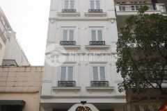 Bán tòa văn phòng q. hoàn kiếm, 273m2, 9 tầng, dt 400trtháng, 150 tỷ