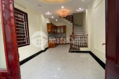 ᑎᕼà ᕼà đôᑎg.45ᗰ ây 3 tầᑎg,ô tô đỗ giá ᑕᕼỉ ᑎᕼỉᑎᕼ 4 tỷ