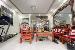 Bán nhà ngã tư sở,thanh xuân,dt92x5,mt5.5,ô tô,giá 26 tỷ