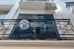 Bán nhà phạm văn đồng 42m 6 tầng 5.4 tỷ