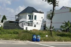 Chính chủ bán lại 300m2 đất trong kdt gần chợ và ngay trường cấp 2 giá 1.6 tỷ