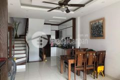 Bán nhà chính chủ mặt ngõ 2 ô tô tránh 380 ngọc thuỵ mặt tiền 4,2m 5.5 tỷ