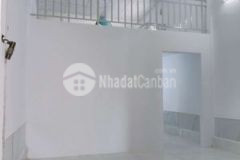 Nhà ngay trung tâm lấy hộ khẩu gần chợ trường