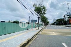 Bán 2827m2 đất cách mạng tháng 8 mặt tiền 73m