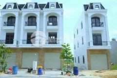 Bán nhà và đất tp tân uyên ngay kcn vsip2