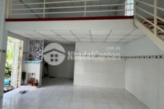 Nhà phường 5 2 gốc mặt tiền cách hẻm 20m 1 trục