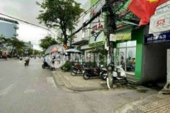 Nhà trệt gác suốt ngay trung tâm giá rẻ