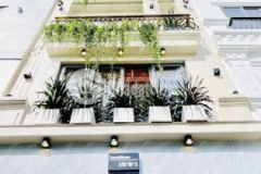 Nhà 4x10m đường 5m trệt 1 lửng 3 lầu nội thất