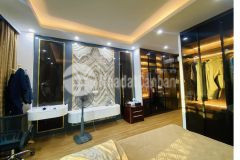 Bán nhà trần quốc hoàncầu giấy kinh doanh ô tô tải 55m chỉ 13.6