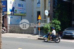 Nhà bán mt trần quang diệu q3, dt4x19 2 lầu, giá 20 tỉ.