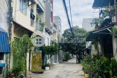 Nhà phạm văn đồng phường 11 bình thạnh 76m2 ngang 4m.