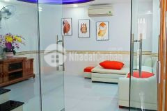 Nhà 3 lầu, cách mạng tháng tám, 4.5 x 10m, 5 pn, 6.5 tỷ, tân bình