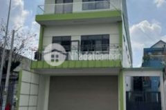 Bán nhà 2 lầu diên tich sàn 1000m2 vi tri vip kd