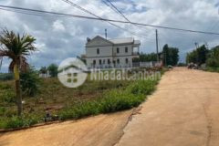 Đất sát biệt thự giá ngộp