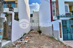 Cần tiền cho con du học bán lô 60m2 ngay chợ shr