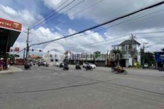 Đất 3 mặt tiền kdc gần trường đại học việt đức