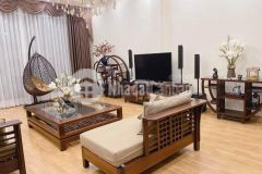 Biệt thự sân vườn tây hồ. mặt ngõ kinh doanh. ô tô 7 chỗ vào nhà. 98m2 4t.giá chỉ 15tỷ5