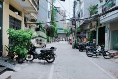 Bán nhà 5 tầng phố tôn thất tùng, đống đa, dt 45m, giá chào 10.7 tỷ