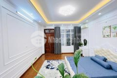 Bán gấp nhà kim giang 36m2, 4 tầng ô tô đỗ cửa ngõ thông nhà đẹp ở luôn chủ tặng toàn bộ nội thất