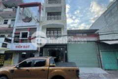 Gia chủ cần ra nhanh căn nhà 2 mt đường 6 làng xe