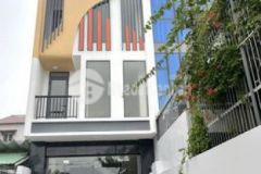 Nhà đẹp 3lầu st m t hoàng quốc việt p phú thuận q7