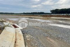 Đất mặt tiền đường đang lên nhựa ngay visip2