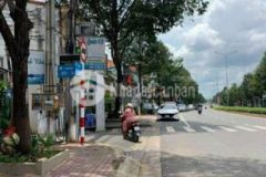 Nhà 1 trệt 1 lầu nhánh dx145 tương bình hiệp