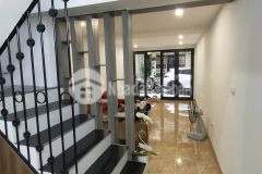 Bán nhà pl ô tô ngõ 165 thái hà mới đẹp ở luôn 34m2 giá 8,6 tỷ. lh 0912442669