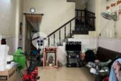 Gia đình cần bán nhà mặt tiền khu tên lửa