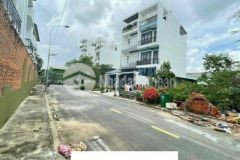 Đất bên trường học quới xuân dt4x19m hướng tnam