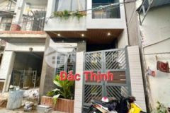 Nhà trệt lầu hẻm 135 đồng văn cống