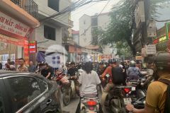 Nóng, cần bán gấp một lô đất 170m2, ba mặt tiền, kinh doanh đẹp sầm uất nhất trâu quỳ, gia lâm.