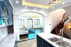 Bán nhà phân lô trần quốc vượng 96 x 8 tầng thang máy