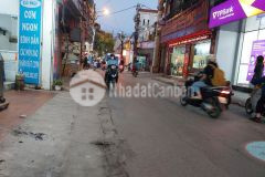 Nhà mặt phố xuân đỉnh rẻ như cho kinh doanh bất chấp hai làn ô tô tránh giá 11.5 tỷ.