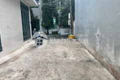 Bán nhà cấp 4 đẹp đường nguyễn tri phương. hẻm oto vào gần. oto vào trước nhà