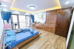 Bán nhà chùa láng 41m2, 5 tầng chỉ giá 4,9 tỷ