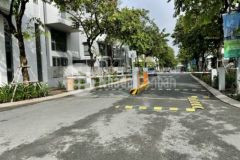 Nhà phố đông village dt 5x20 3 tầng nhà thô