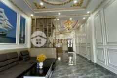 Chính chủ cần bán căn nhà ngay mặt tiền shr