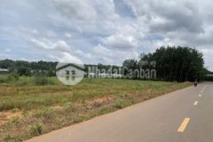 Nhà bán gấp lô đất mặt tiền liên huyện như hình