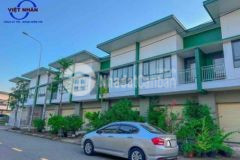 Bán nhà phố 2 tầng đối diện trường đh việt đức