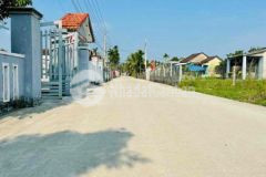 Chính chủ lô góc cạnh chợ đại hiệp 100m2 giá 9xx